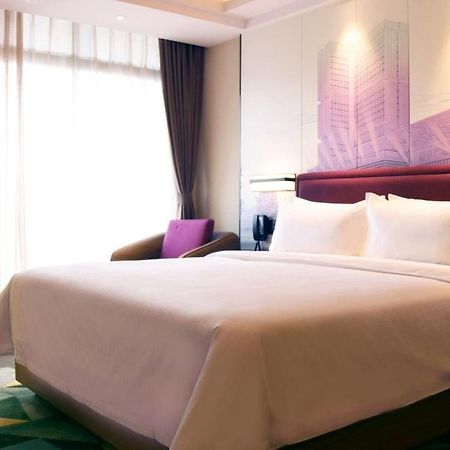 Hampton By Hilton Zhuhai Cheng Feng Plaza Hotel Екстериор снимка