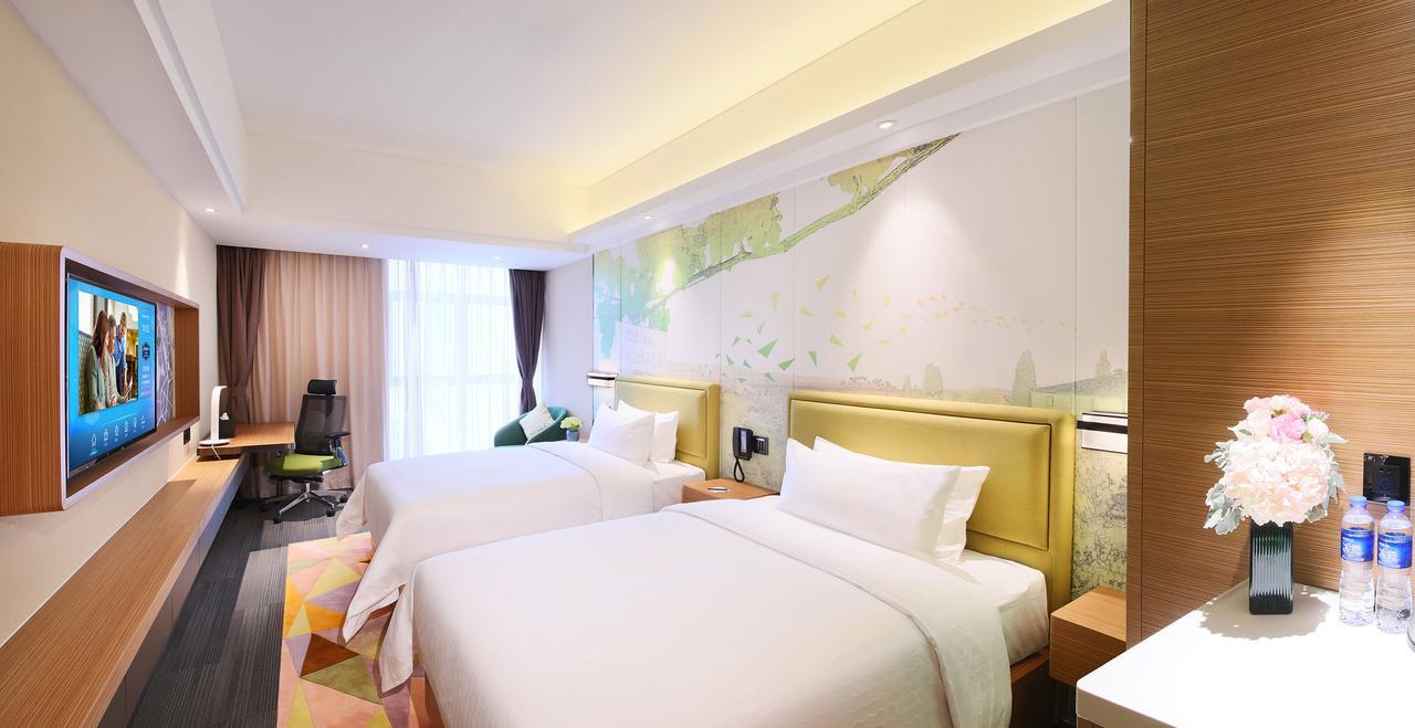 Hampton By Hilton Zhuhai Cheng Feng Plaza Hotel Екстериор снимка