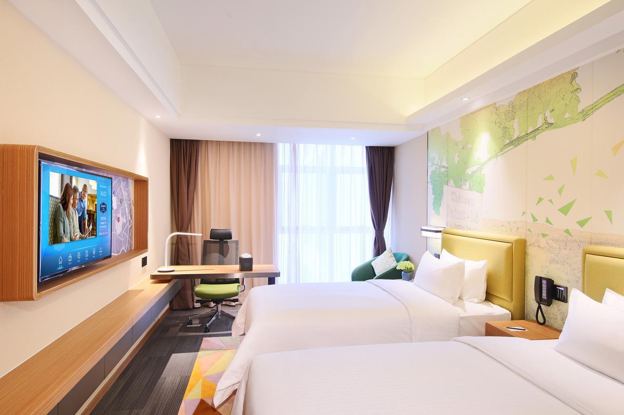 Hampton By Hilton Zhuhai Cheng Feng Plaza Hotel Екстериор снимка