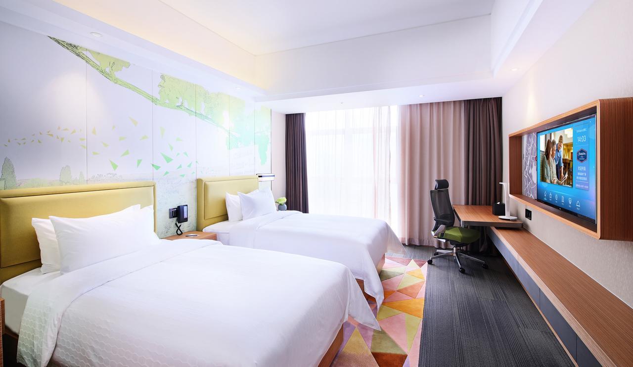 Hampton By Hilton Zhuhai Cheng Feng Plaza Hotel Екстериор снимка