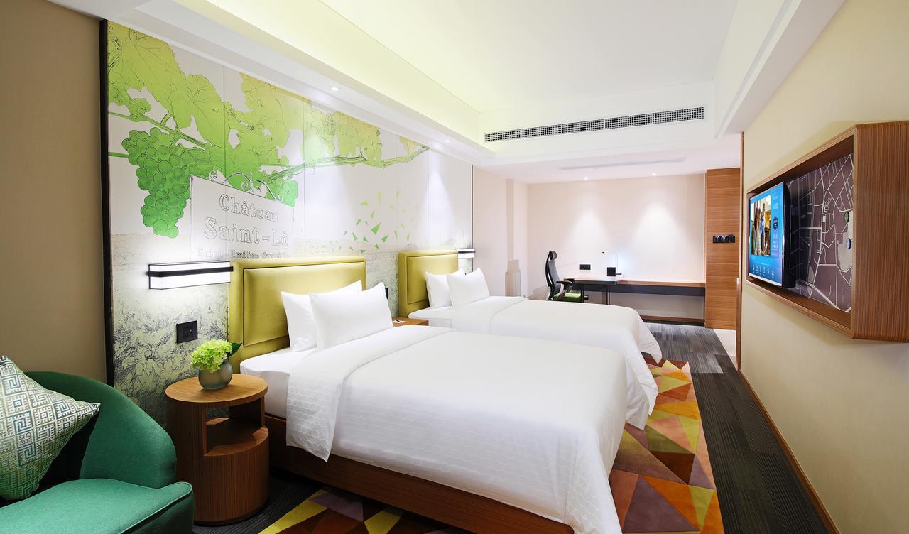 Hampton By Hilton Zhuhai Cheng Feng Plaza Hotel Екстериор снимка